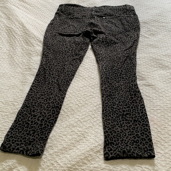 Stretch Jeans - Picture 2 of 3